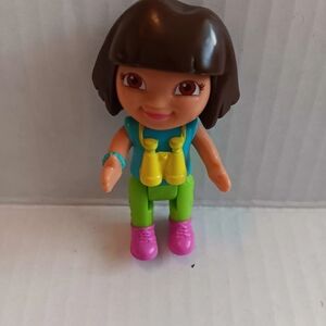Dora The Explorer With Binoculars Figurine Mattel Moveable Legs & Hands Small